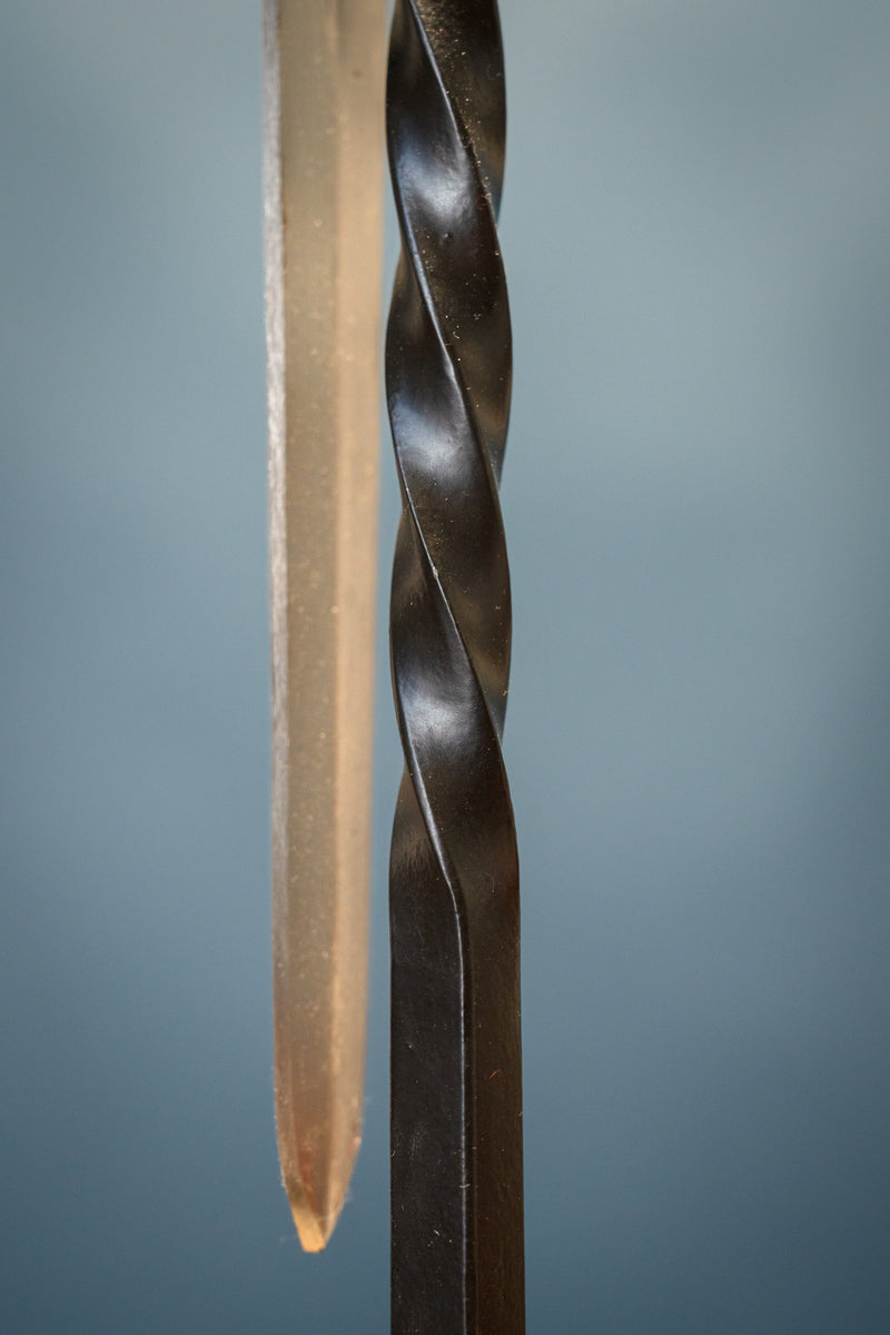 Grand support d'épée