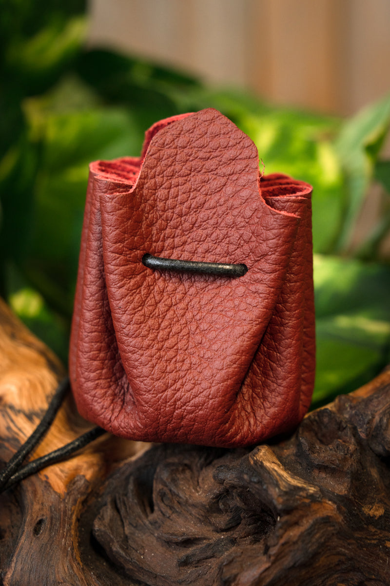 Sakiewka na pieniądze, czerwona