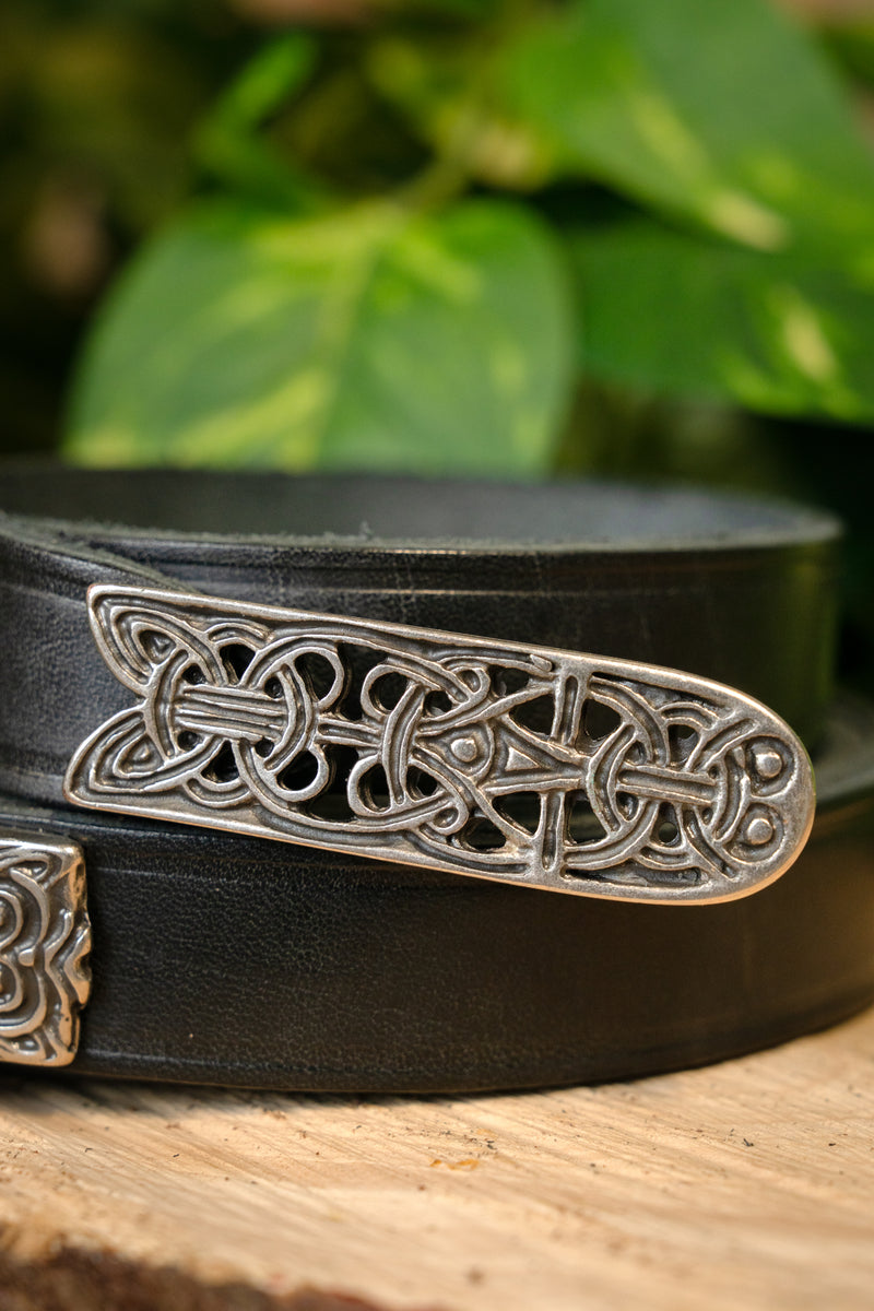 Birka Gürtel, schwarz, versilbert, 165 cm