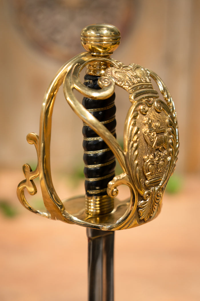 Household Cavalry officer backsword, semi-sharp
