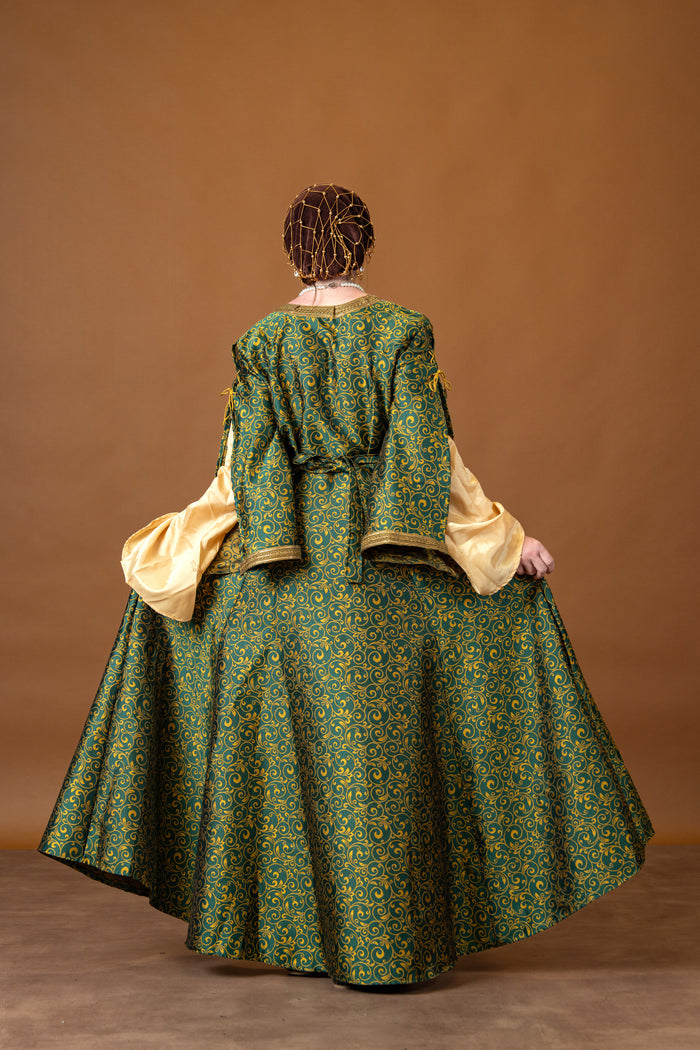 Aquitania bliaut - Green