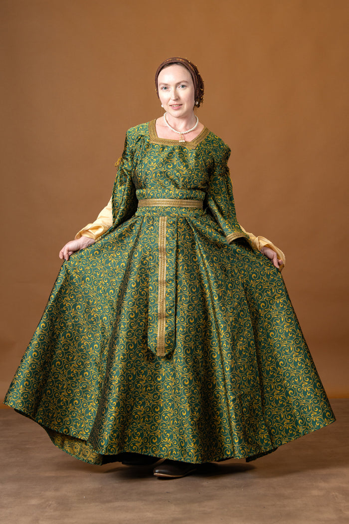 Aquitania bliaut - Green