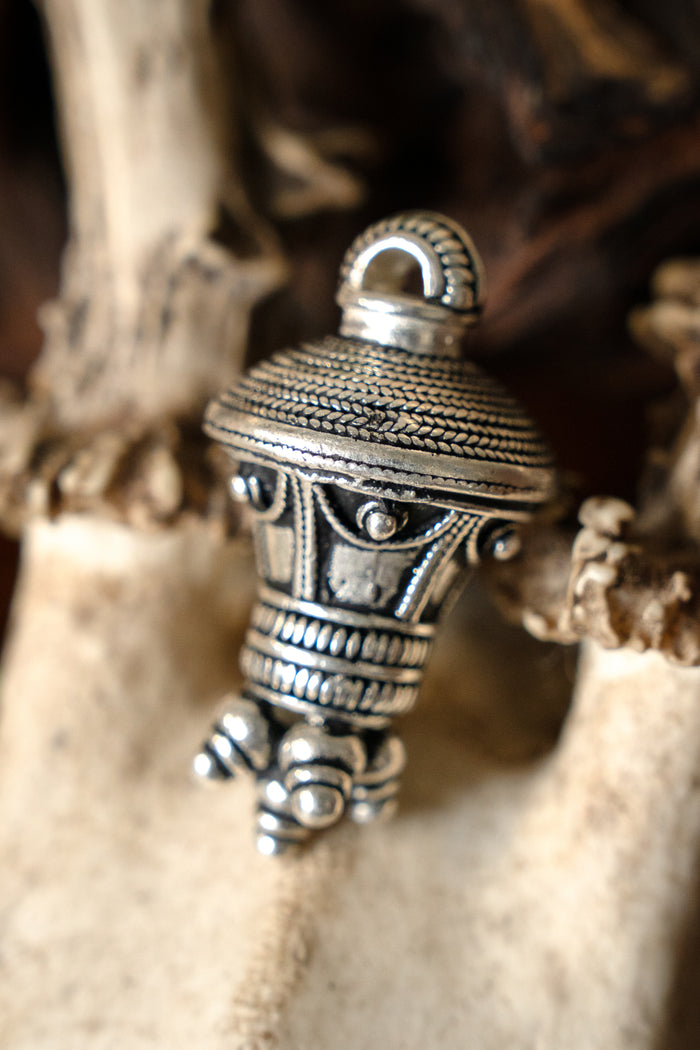 Germanic berlock pendant, silvered bronze