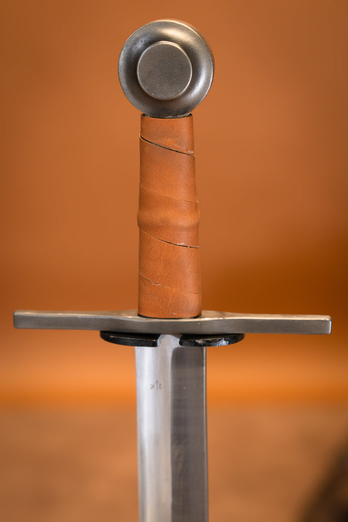 Gothic falchion, blunt (battle-ready)