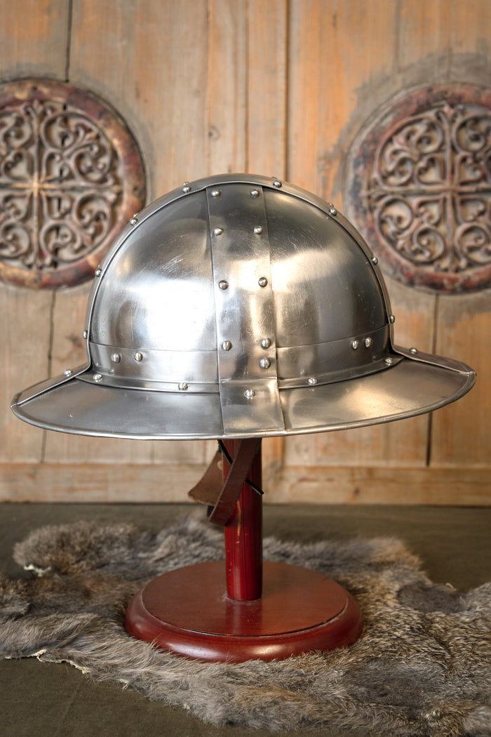 Crusader cauldron hat with straps, 1.6 mm (battle-ready)