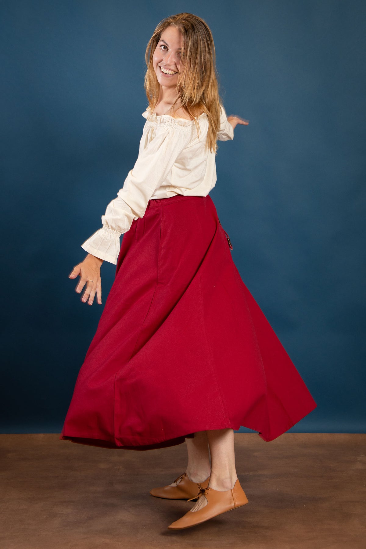 Medieval skirt Melisende, red