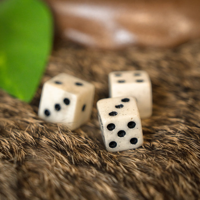 Historical dice (set of 3)