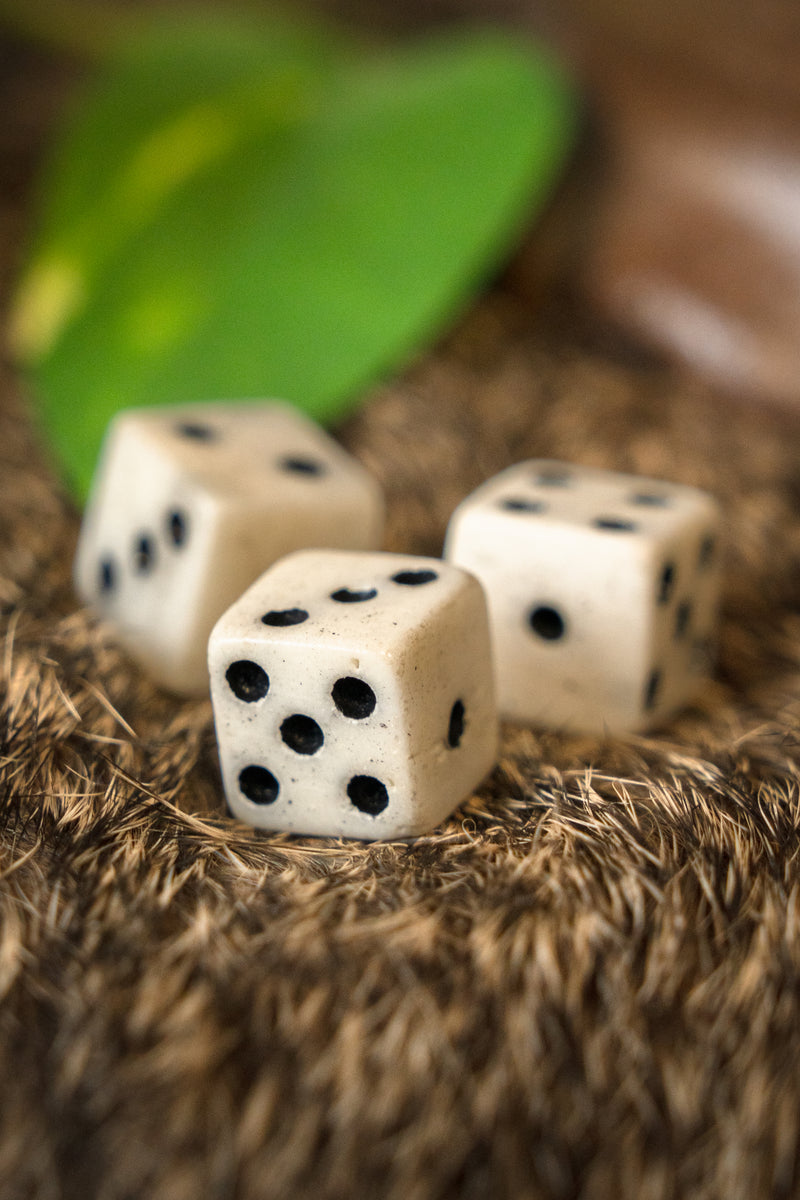 Historiska tärningar, set om 3