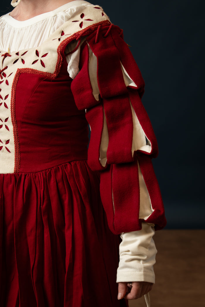 Loose Waterfall Sleeve, wool blend, red-white