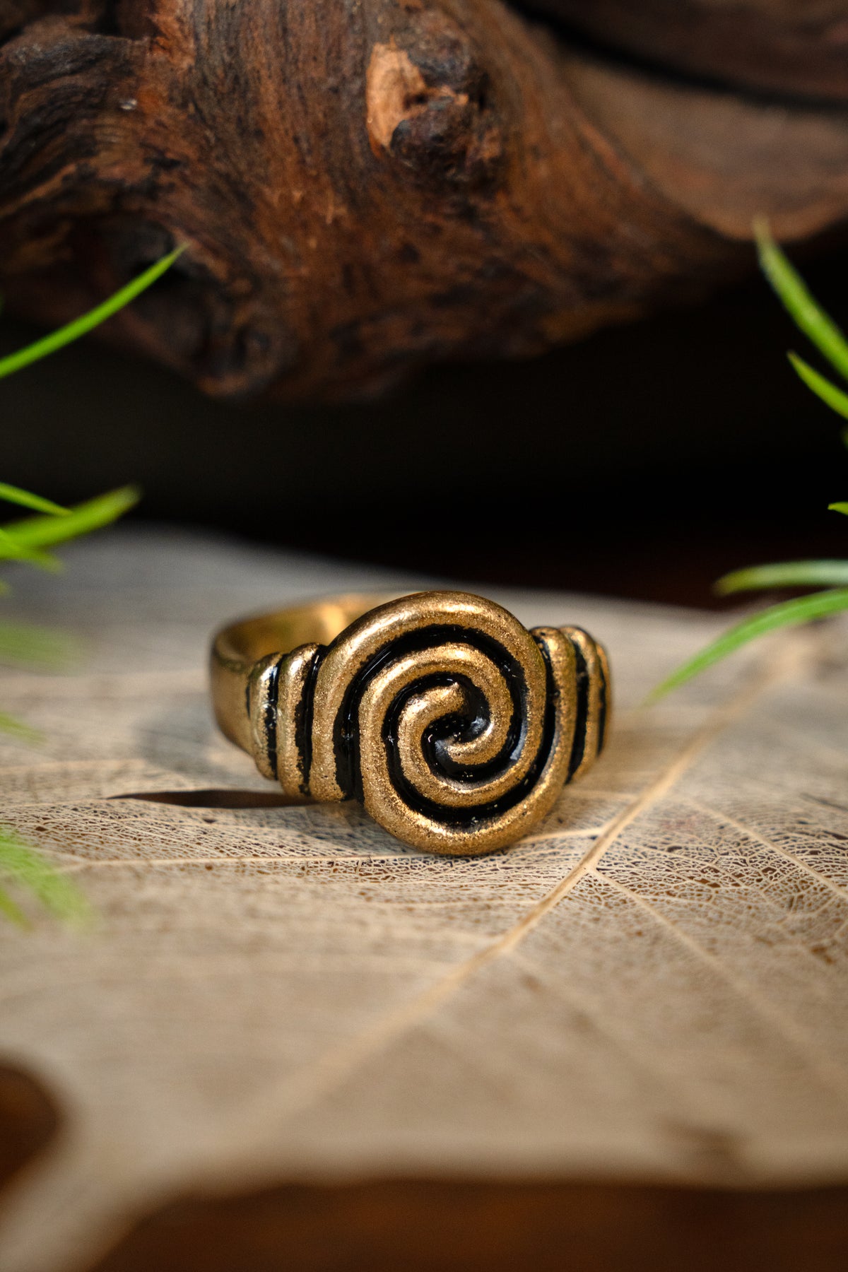Anglo-Saxon ring 7th-8th century, bronze