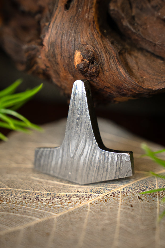 Thor's Hammer, Damascus Steel