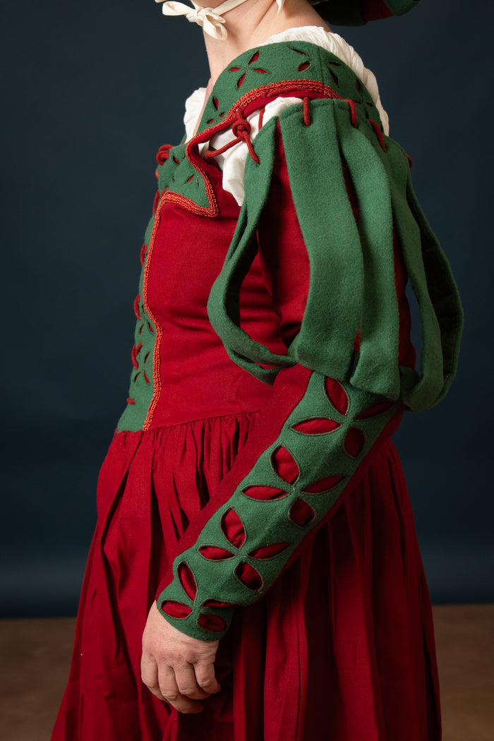Loose Bloom Sleeve, wool blend, red-green