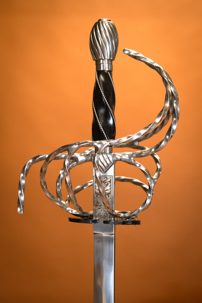 Rapir De Tre Musketerer med bengreb, semi-skarpt