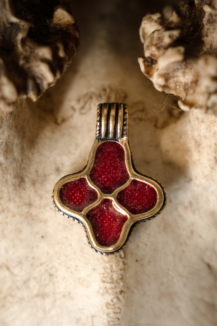 Cloisonne pendant Uppsala, bronze