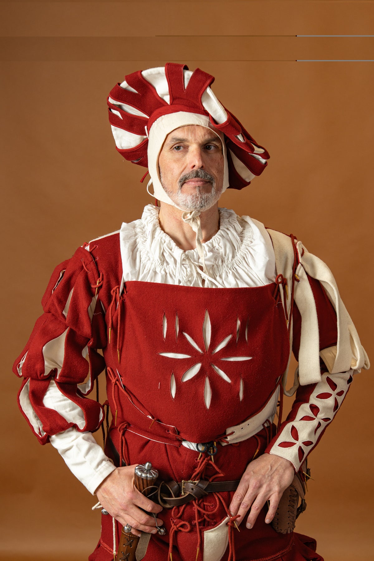 Detachable Sleeve Bloom, wool blend, red-white