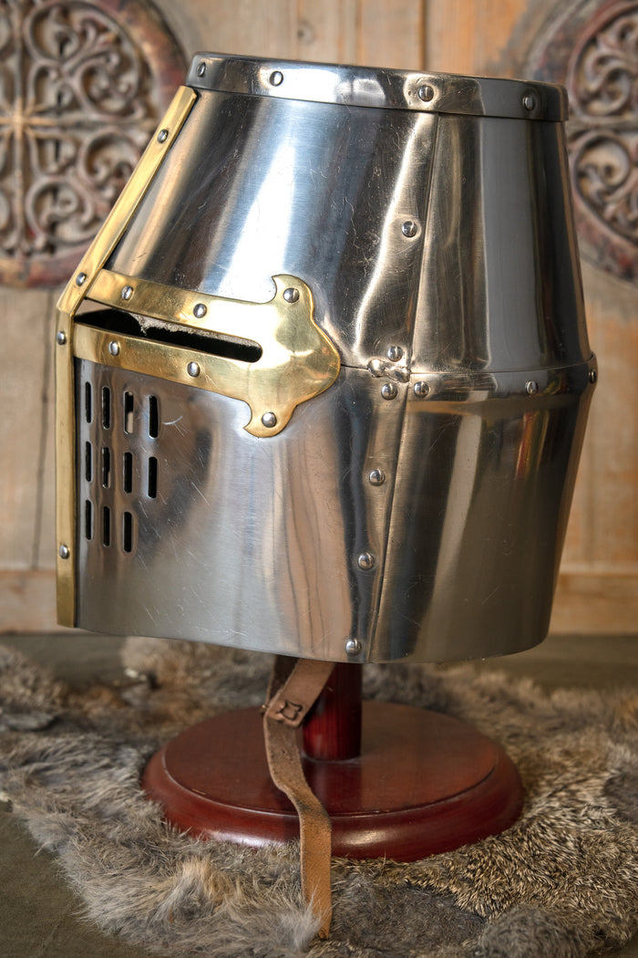 Crusader helmet, brass, 1.6 mm