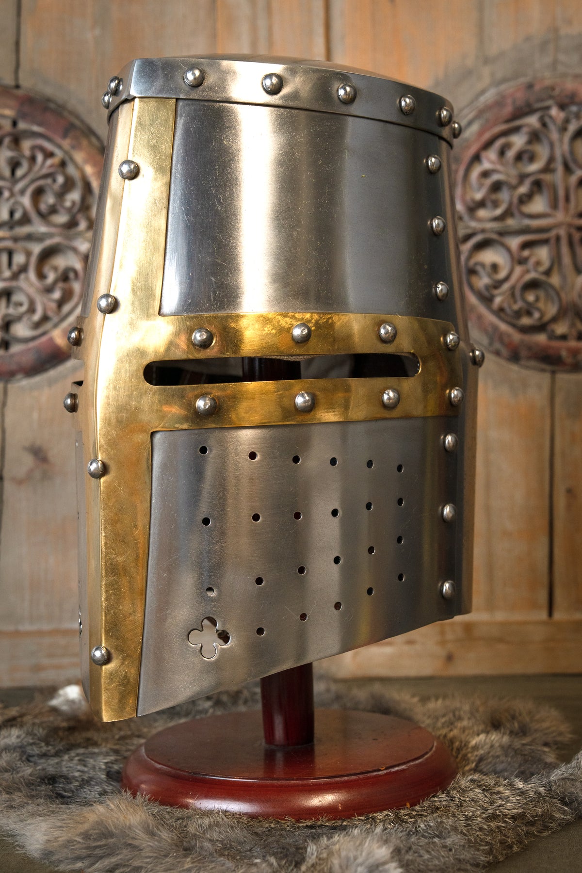 Crusader helmet with brass visor, 1.6 mm