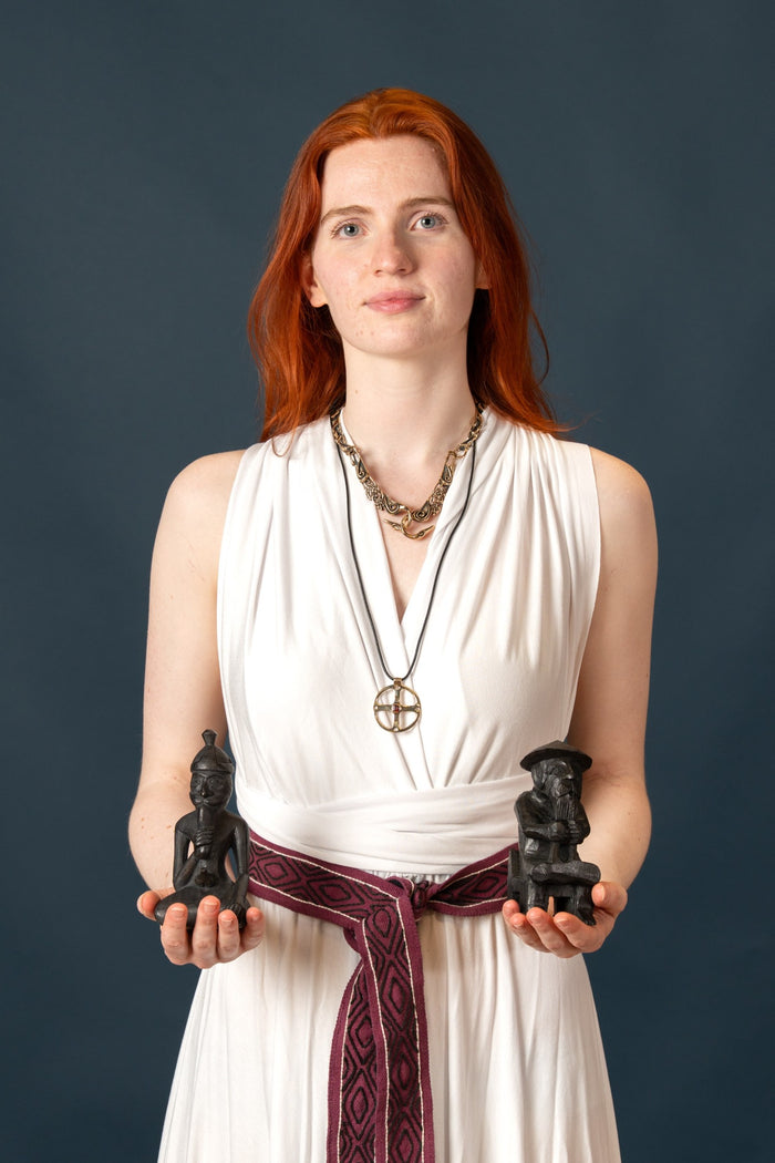 Radamulet with garnet, bronze