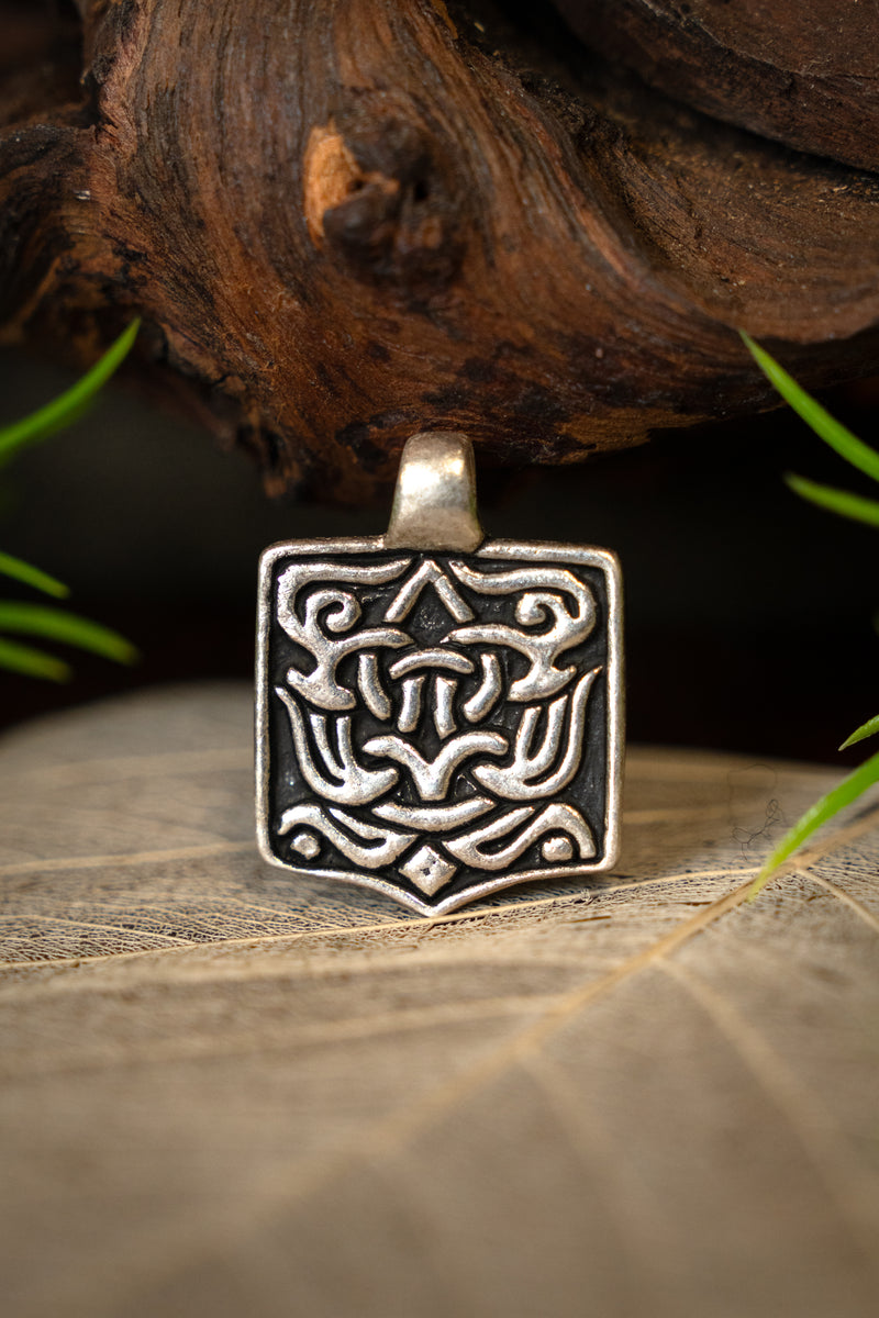 Bijou viking arabe, bronze argenté