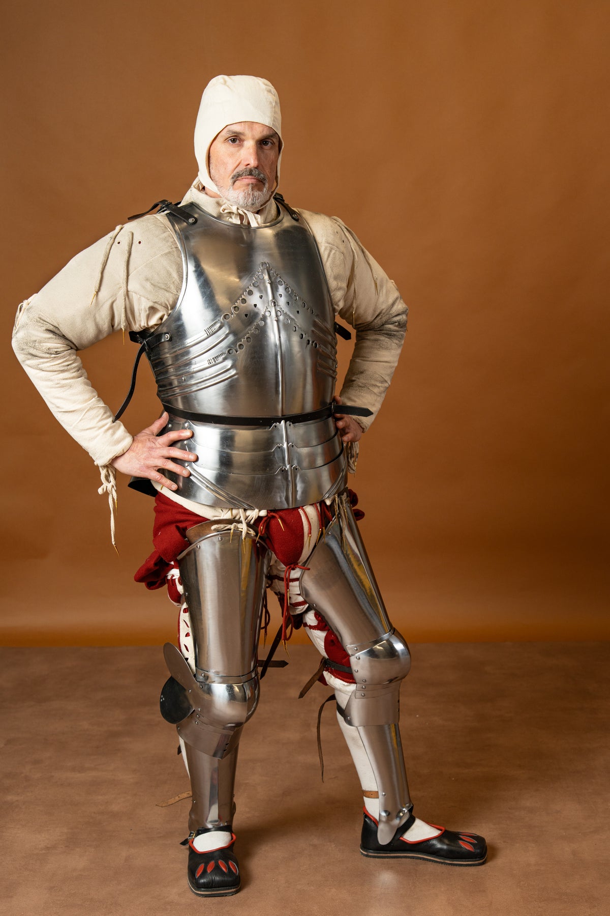 Gothic cuirass with faulds and culet, 1–1.2 mm