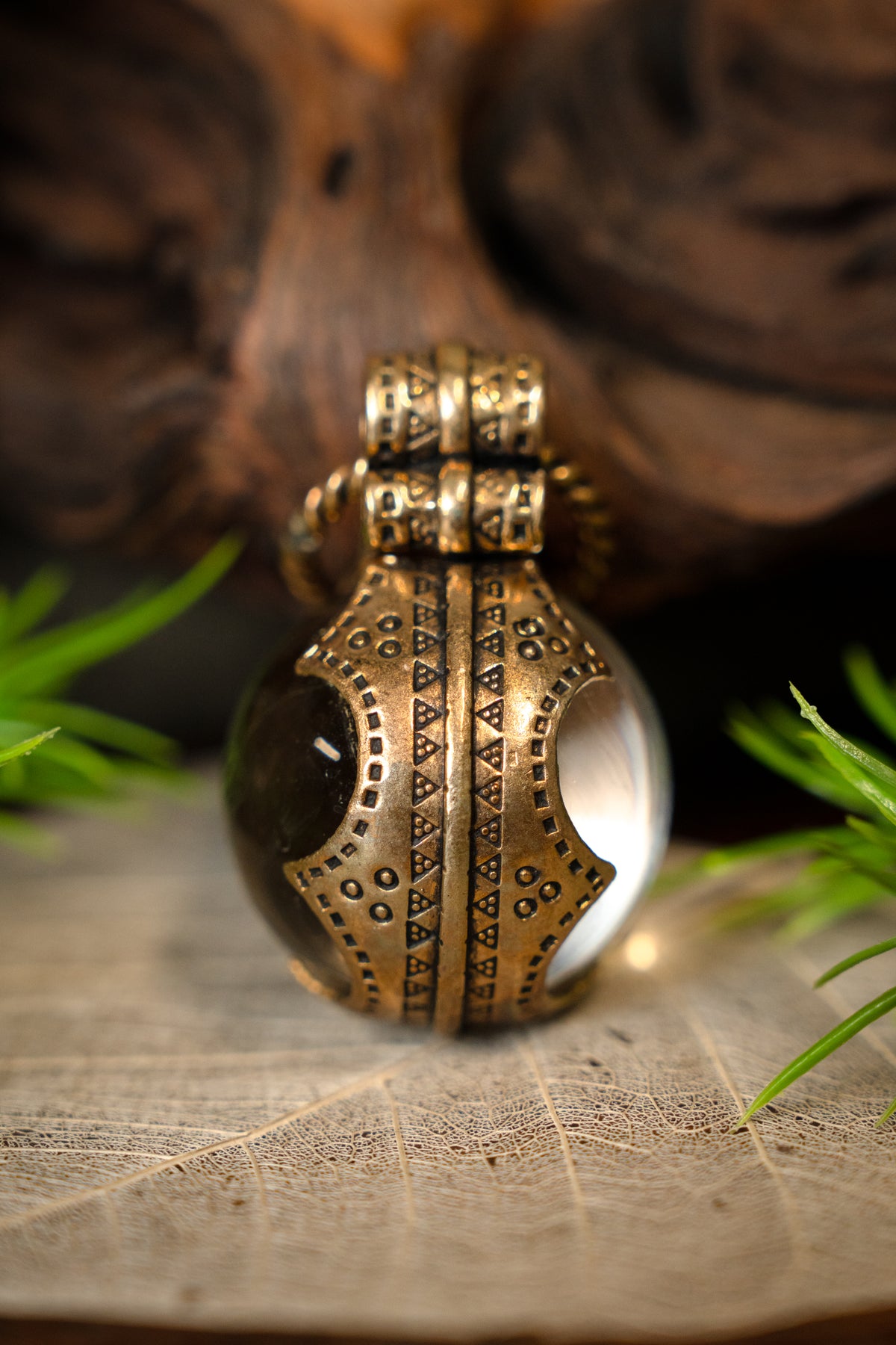 Viking völva Mountain crystal amulet Gotland, L, bronze