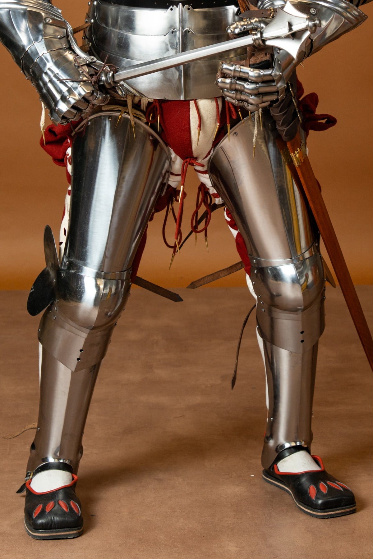 Milanese leg armour, 1.6 mm
