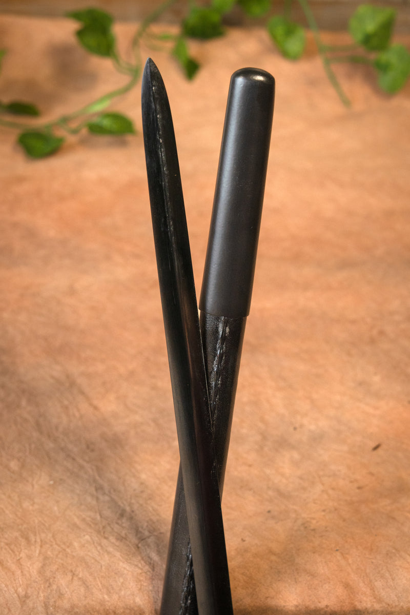 Schwarzer Piratenrapier Jack, halb scharf