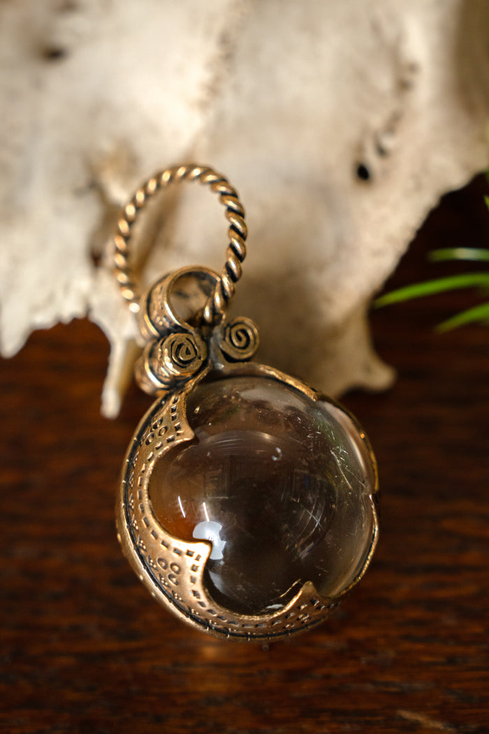 Viking völva Mountain crystal amulet Gotland, L, bronze