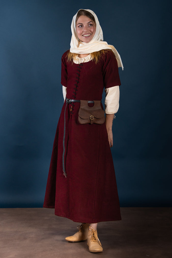 15th century cotehardie, wool, red
