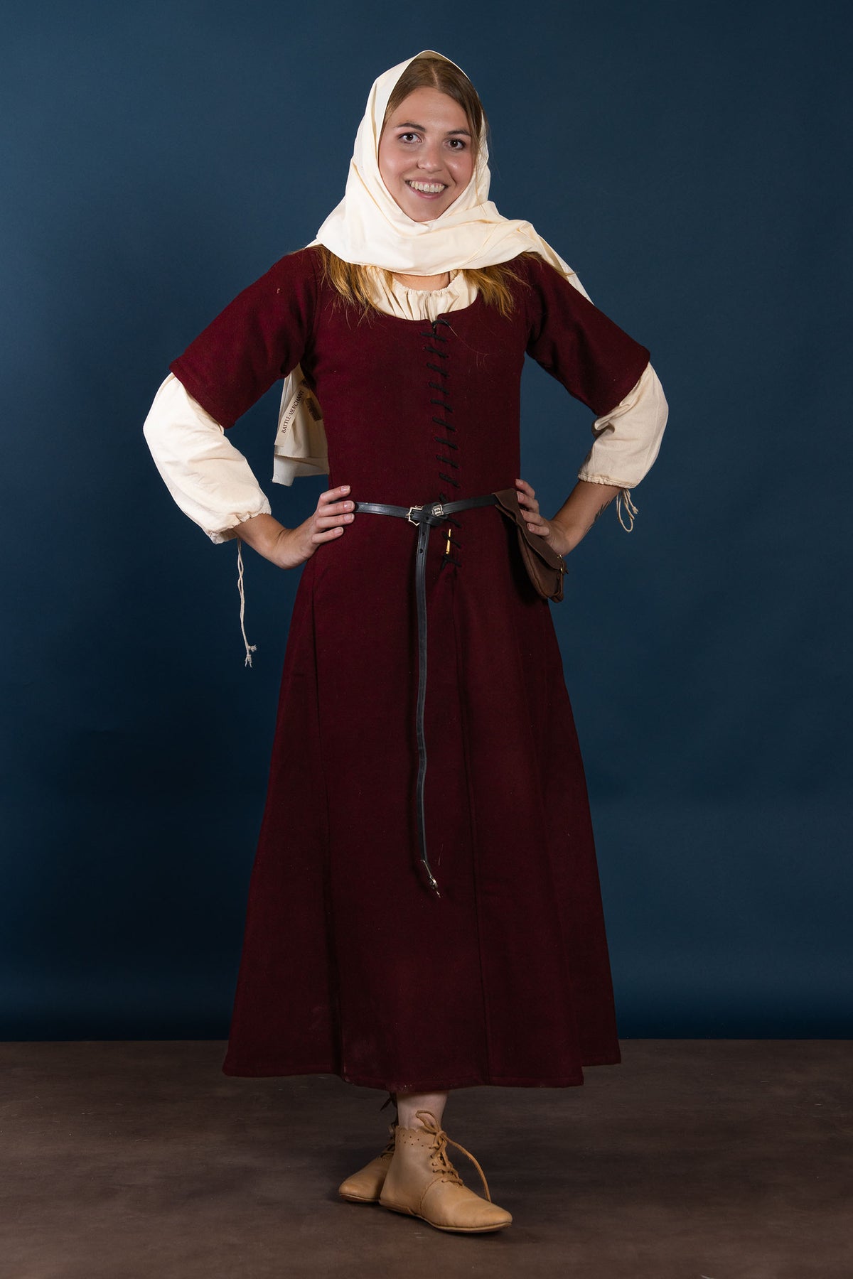 15th century cotehardie, wool, red