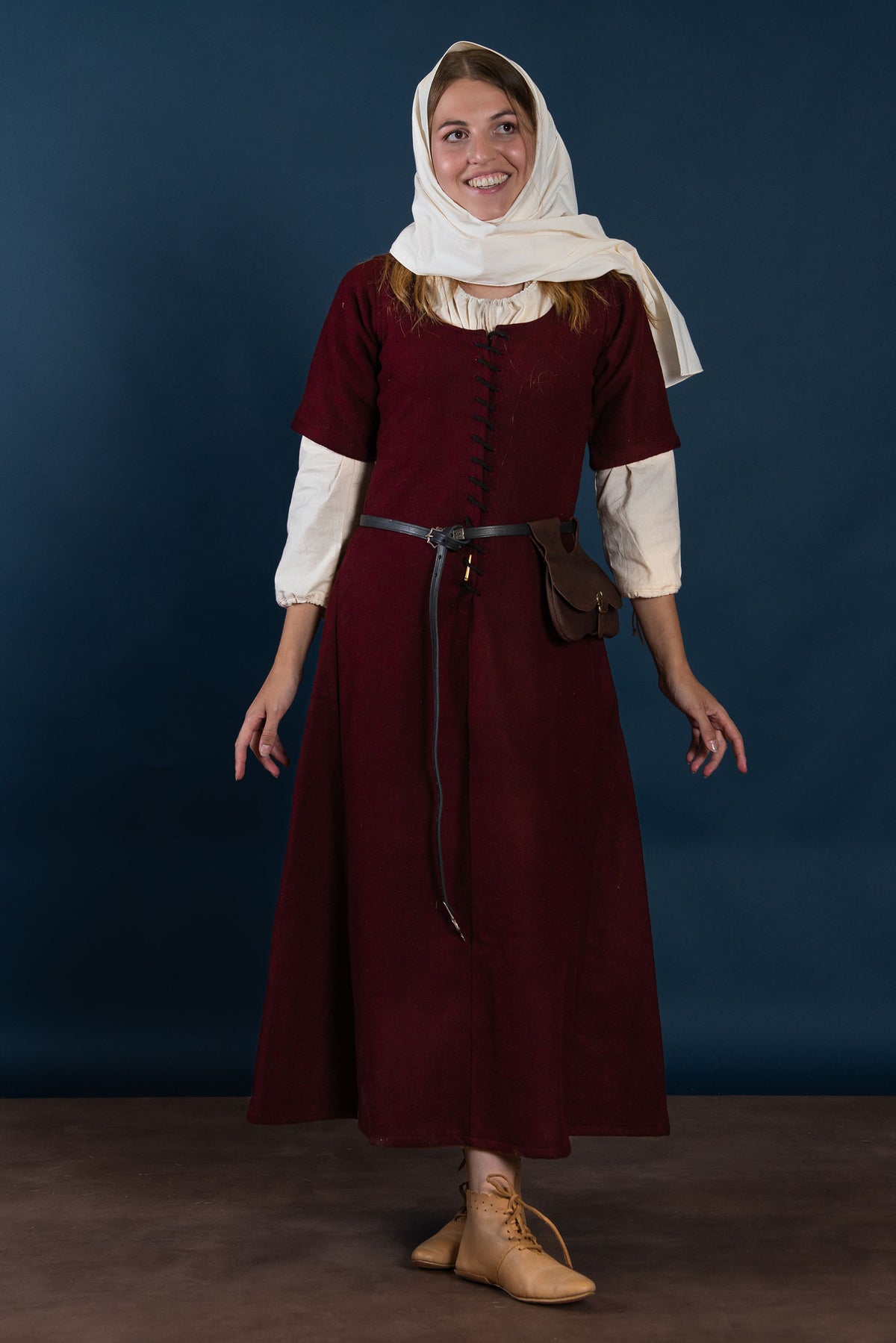 15th century cotehardie, wool, red