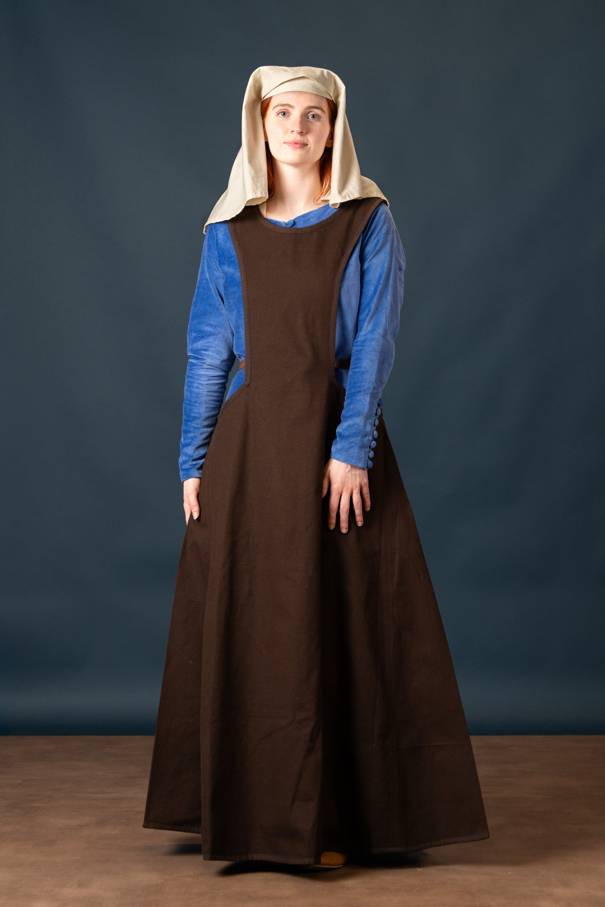 Medieval surcotte Isabeau, brown