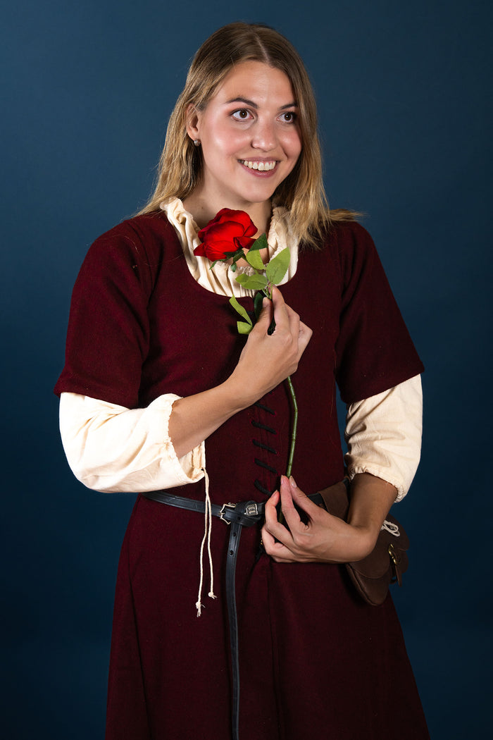 15th century cotehardie, wool, red