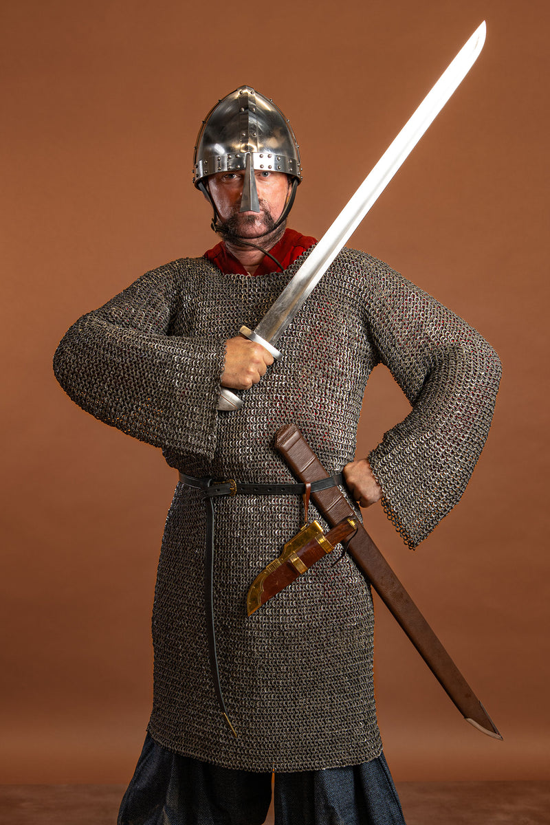 Hauberk, flache Ringe, runde Nieten, 8 mm