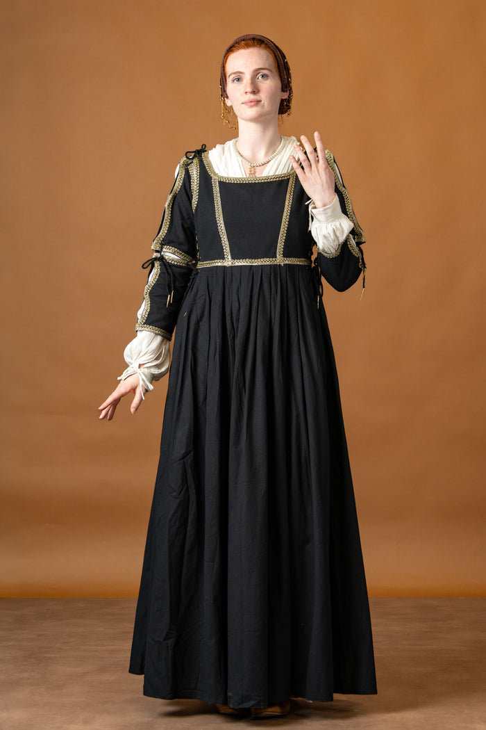 Italian gamurra, late 15th century, black