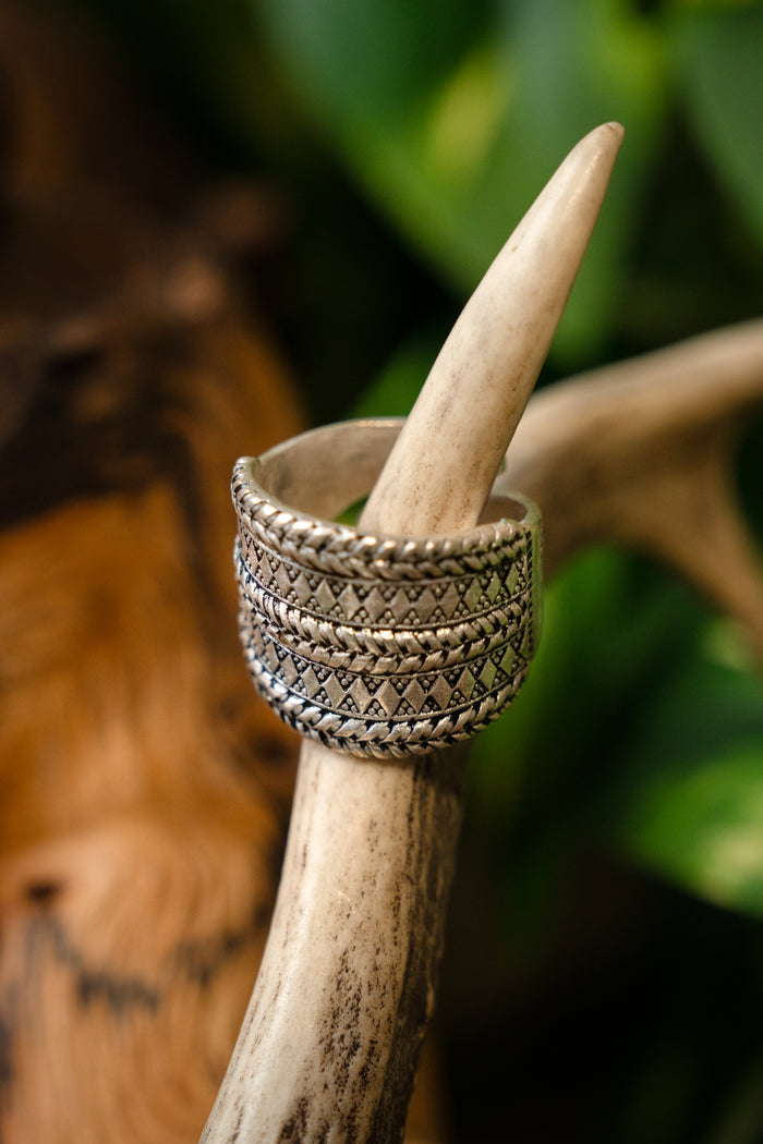 9th-10th century Viking ring Gotland, silvered bronze