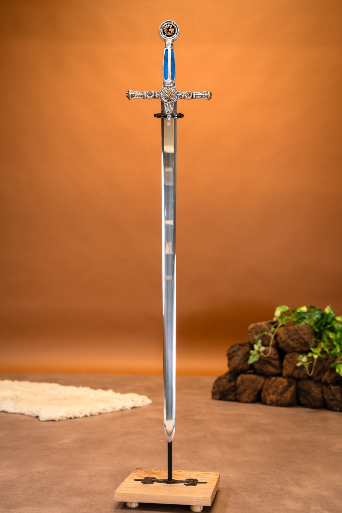 Freemason sword, semi-sharp