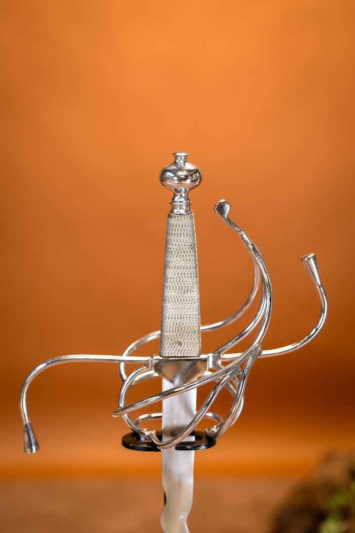 Rapier with flamberge blade, semi-sharp