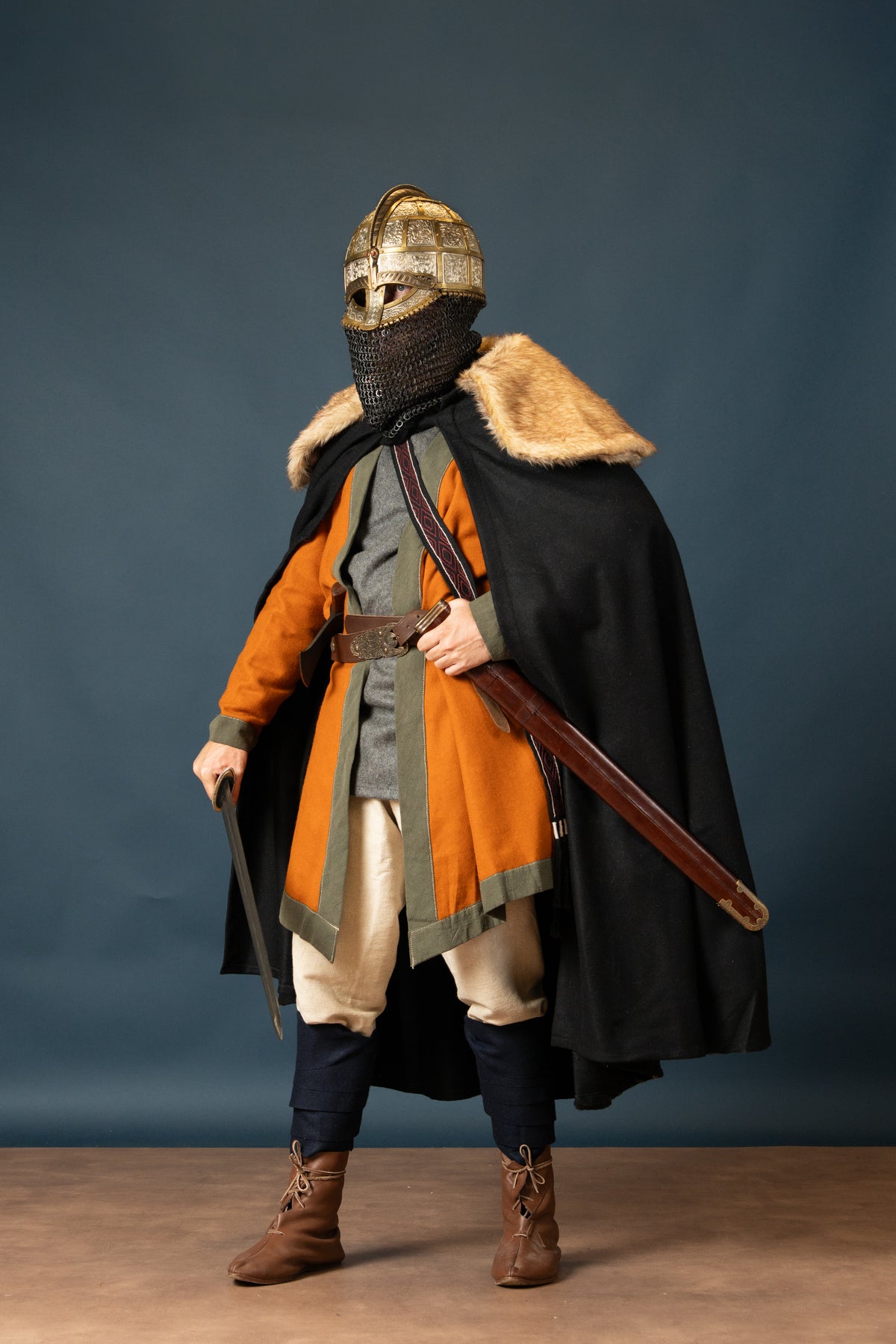 Viking tunic Lodin, dark gray, wool blend