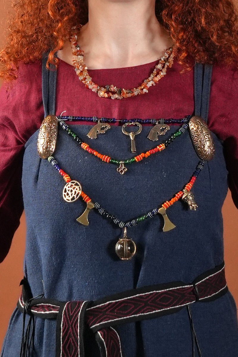 Disco ornamentale Trisquelion, periodo Vendel, bronzo