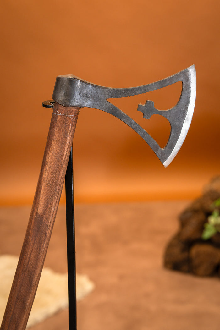 Viking dane axe Gotland, semi-sharp