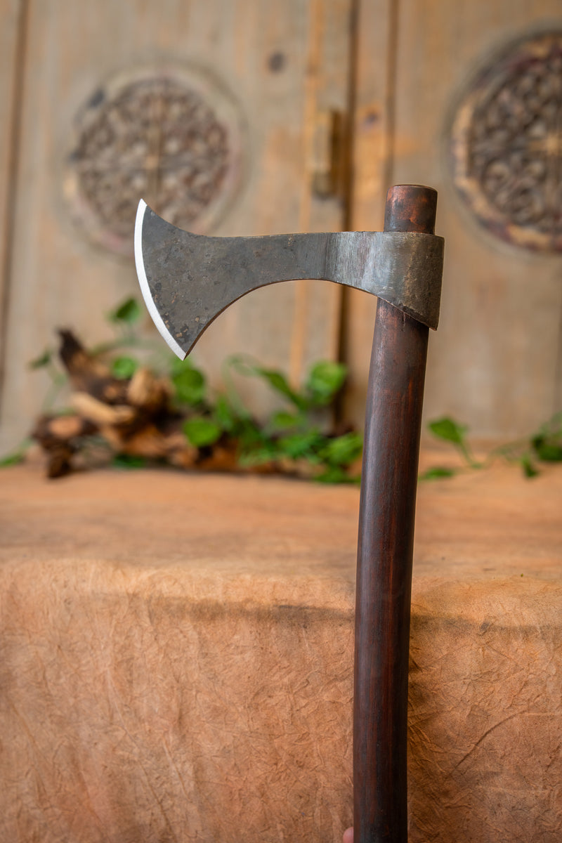 Hacha de lanzamiento germánica Francesca, semi-afilada