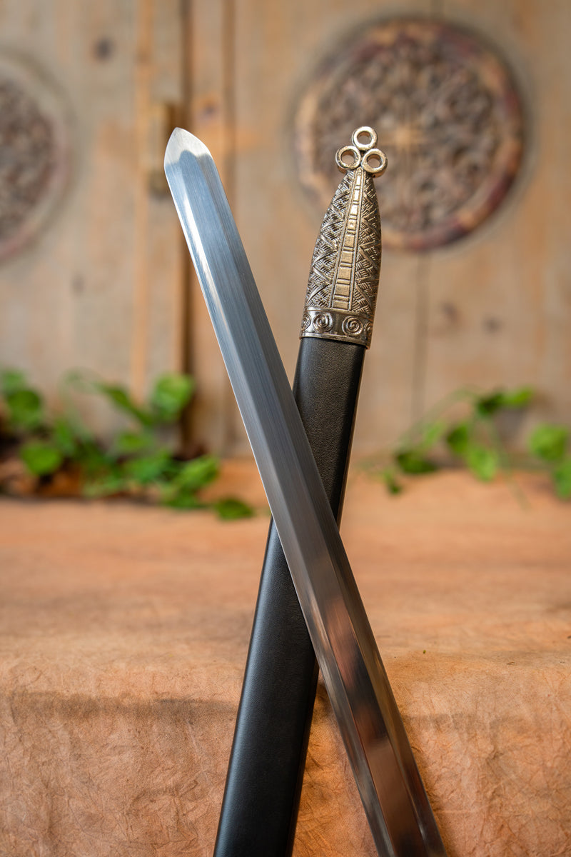 Claymore con fodero, semi-affilata