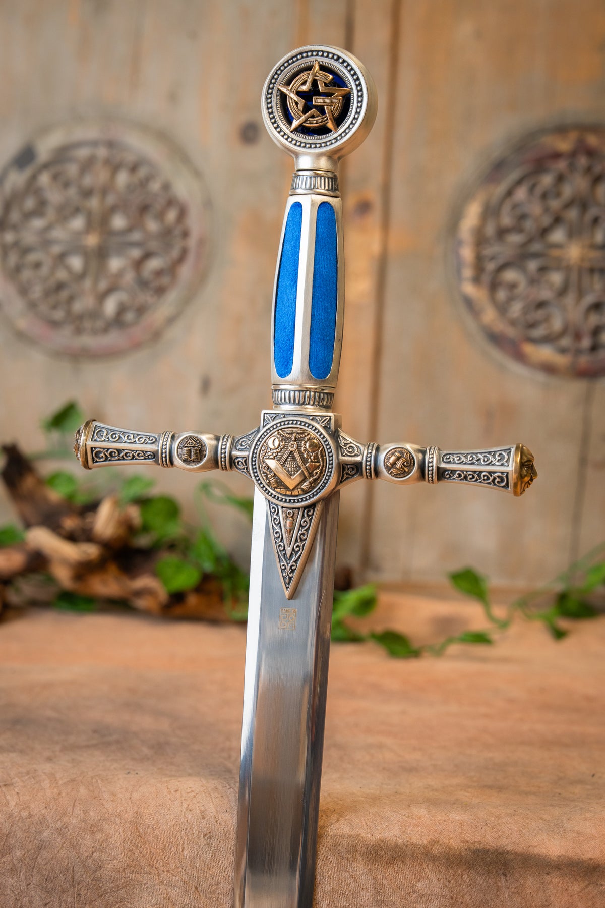 Freemason sword, semi-sharp