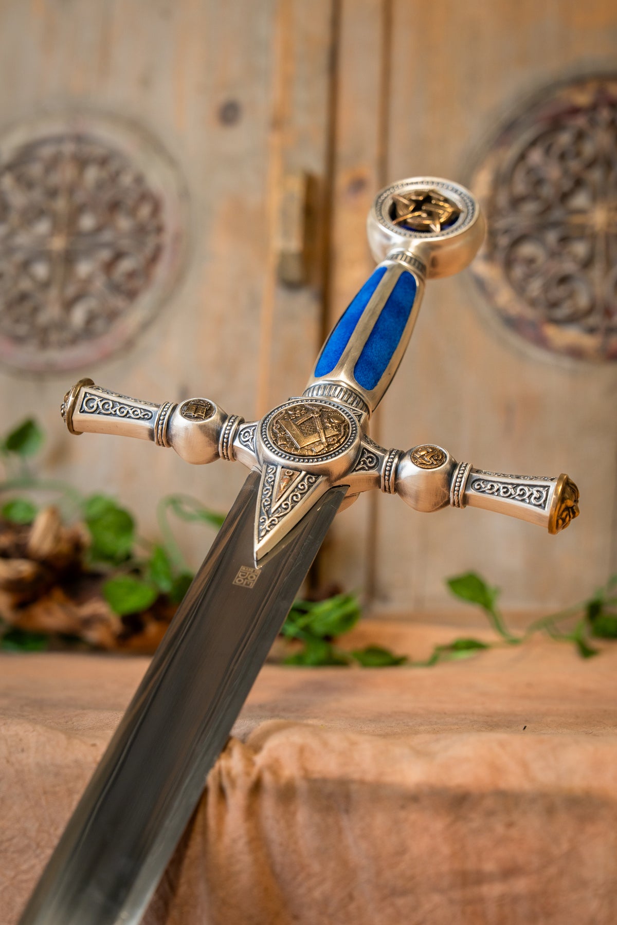 Freemason sword, semi-sharp