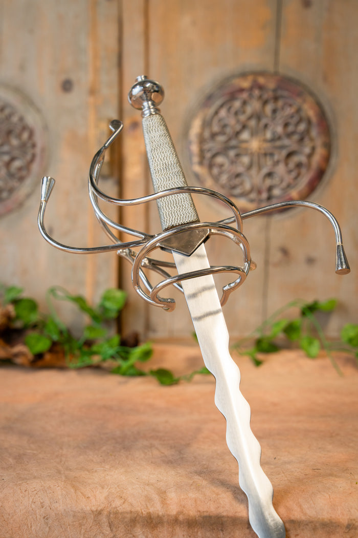 Rapier with flamberge blade, semi-sharp