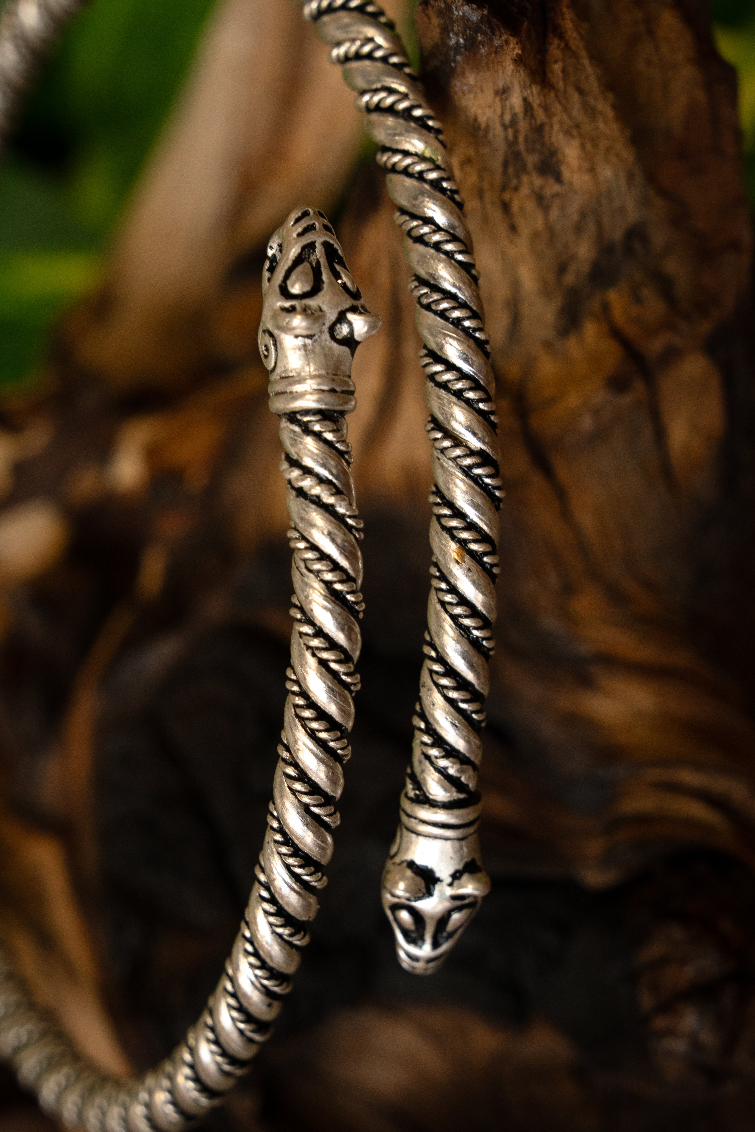 Viking upper arm bracelet with wolf heads, silvered bronze