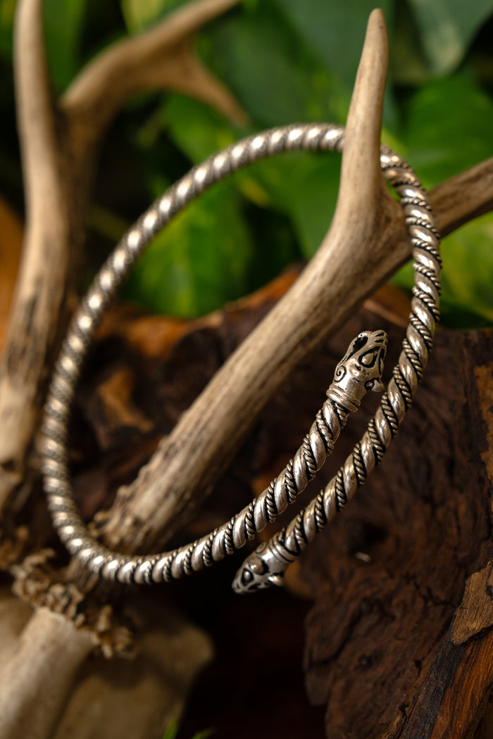 Viking upper bracelet with wolf heads, silvered bronze