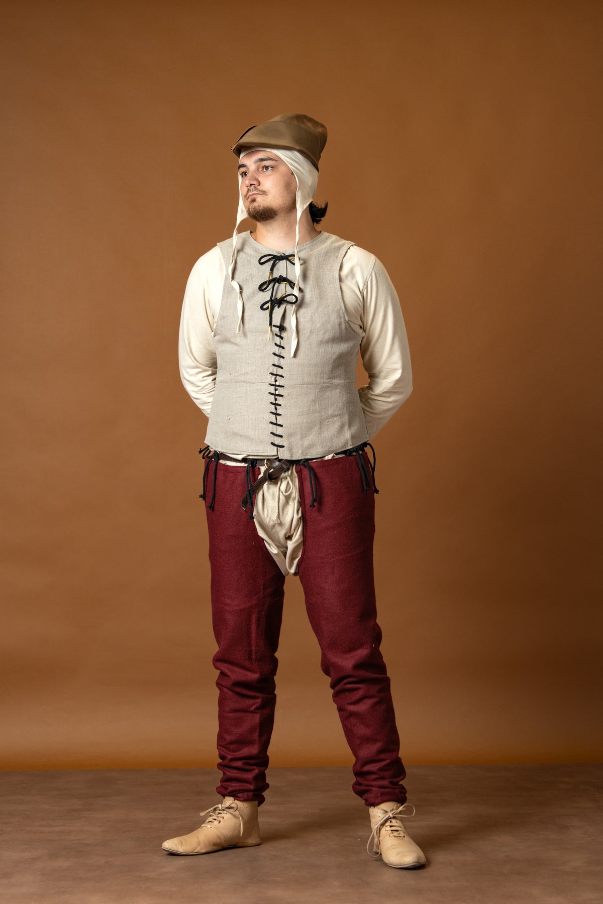 14th-15th century pourpoint, linen, natural 
