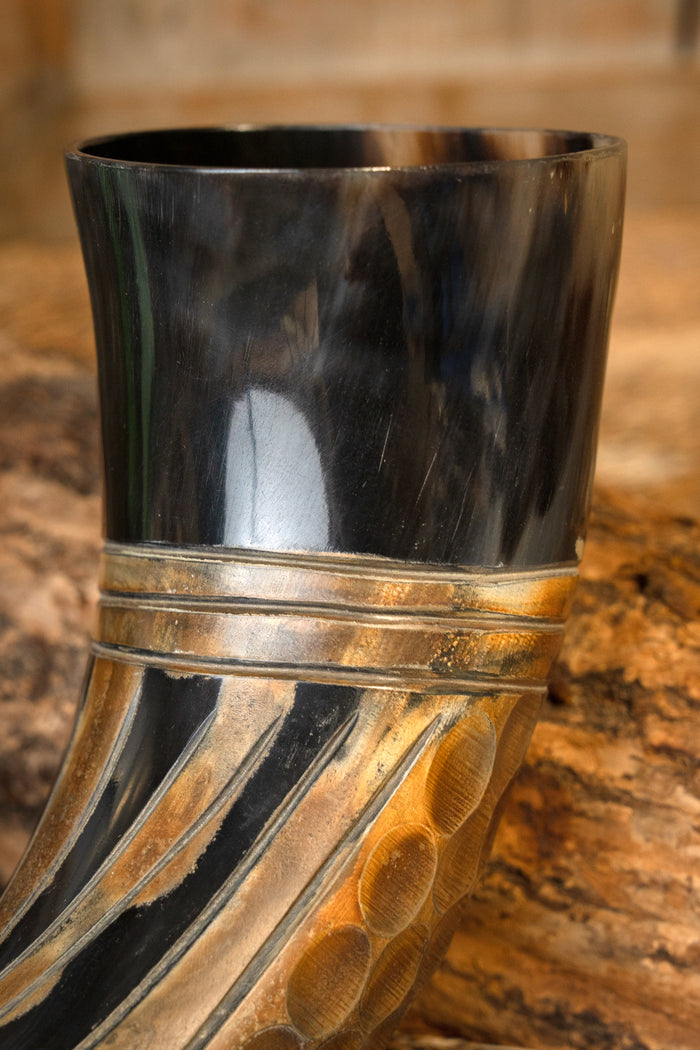 Dragon drinking horn, 500-650 ml